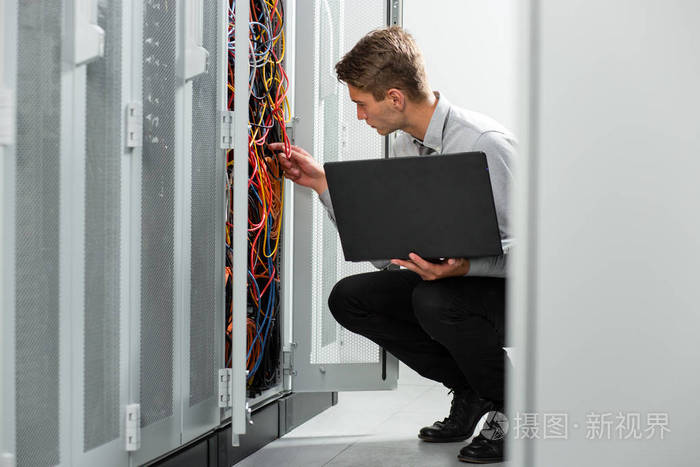 武漢服務(wù)器維修_昆山辦公家具維修貼心服務(wù)_維修行業(yè)服務(wù)流程及管理制度